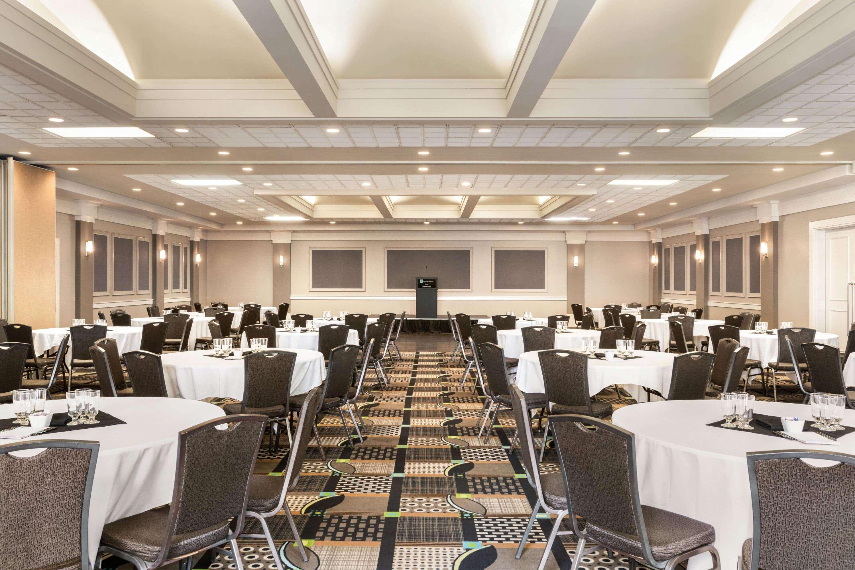 Royal Calgary, Trademark Collection By Wyndham Hotel Calgary