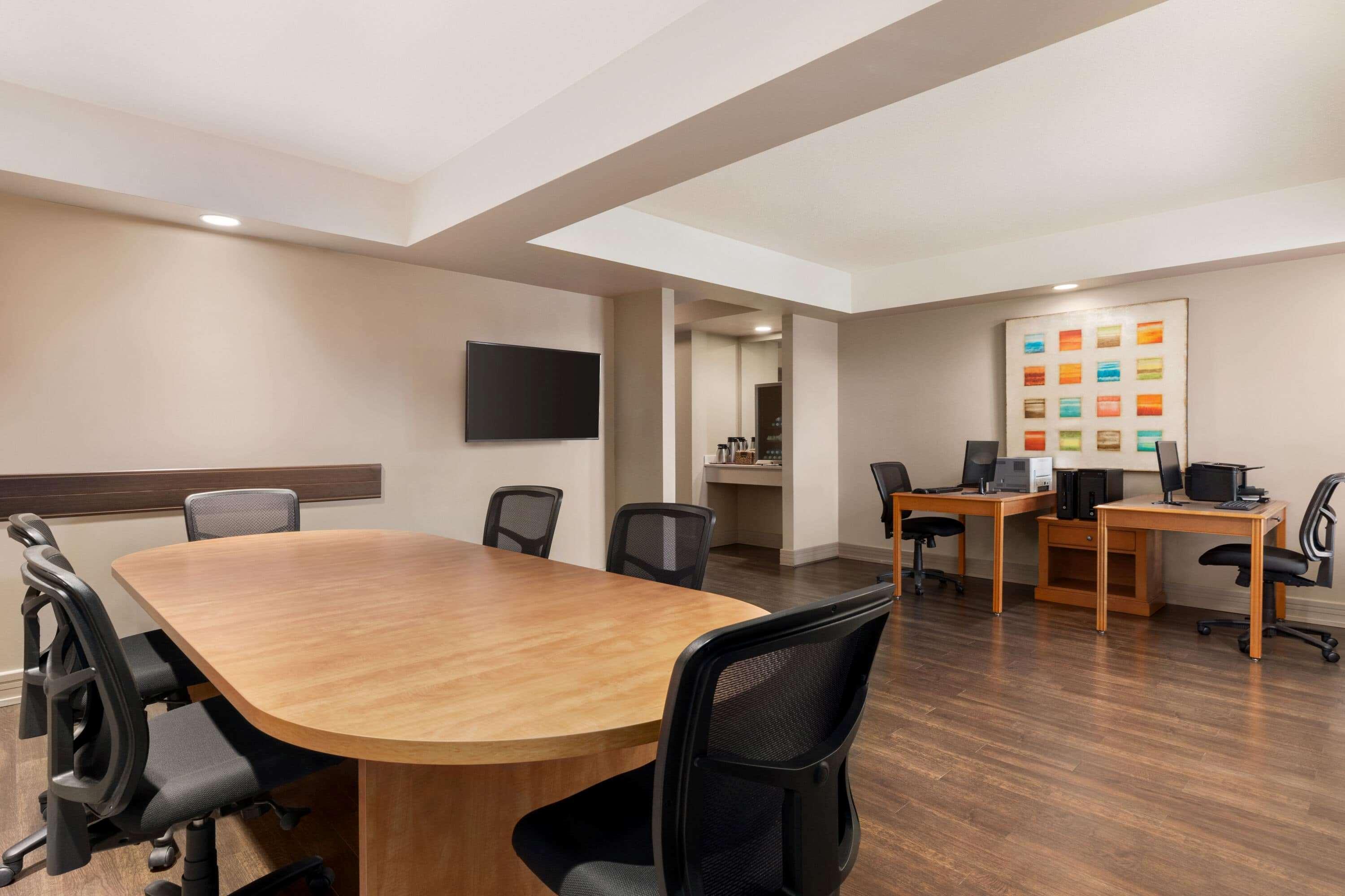 Royal Calgary, Trademark Collection By Wyndham 3* Calgary