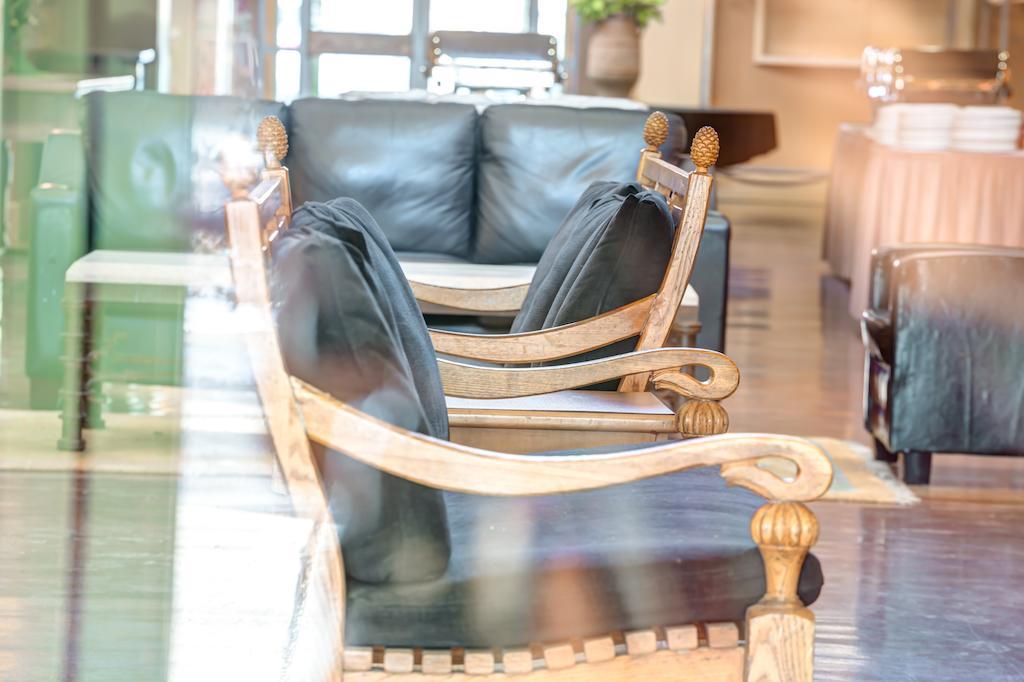 Royal Calgary, Trademark Collection By Wyndham Hotel Calgary